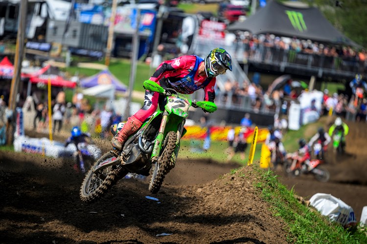 Johnson at Loretta Lynn's